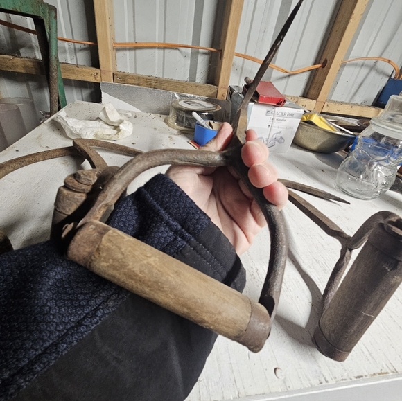 Rustic Metal Home Accent - Picture 9 of 16